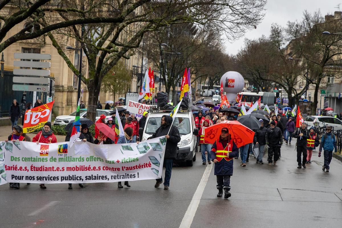 À Bordeaux, la lutte pour la justice fiscale mobilise des milliers de manifestants