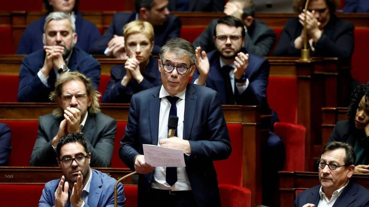 Le budget 2026 : l'écho des années Mitterrand à gauche