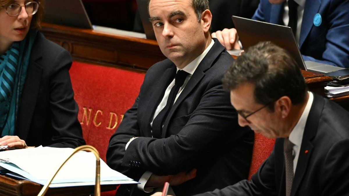 Le sort de Sebastien Lecornu en jeu : vers une démission imminente ?