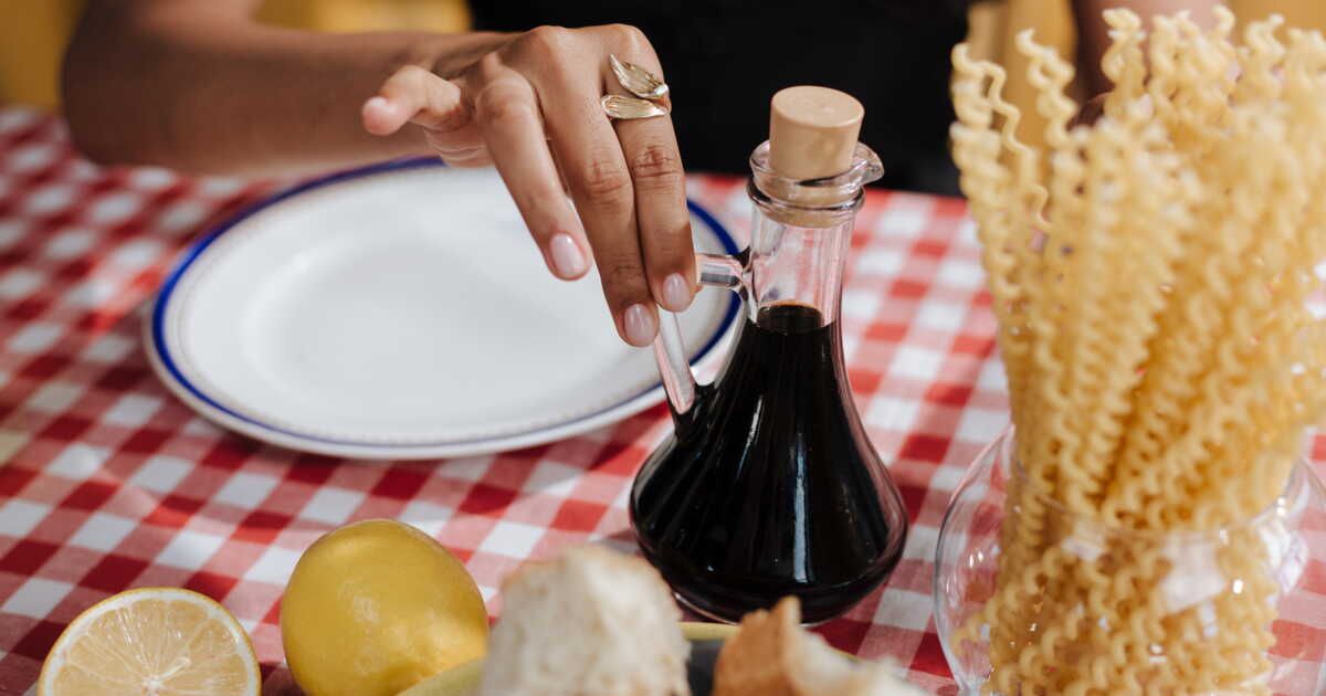 Découvrir les vinaigres : des alliés insoupçonnés pour votre cuisine et votre maison