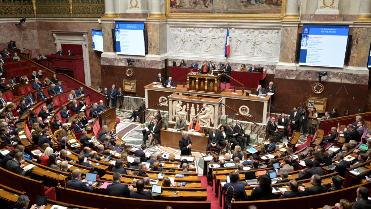 L'Assemblée nationale refuse le gel des retraites et aides sociales