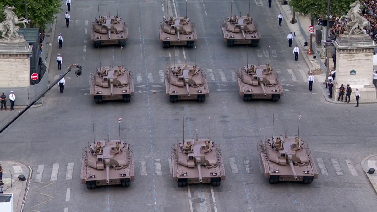 Le char Leclerc, fleuron de l'armée française, à un tournant critique