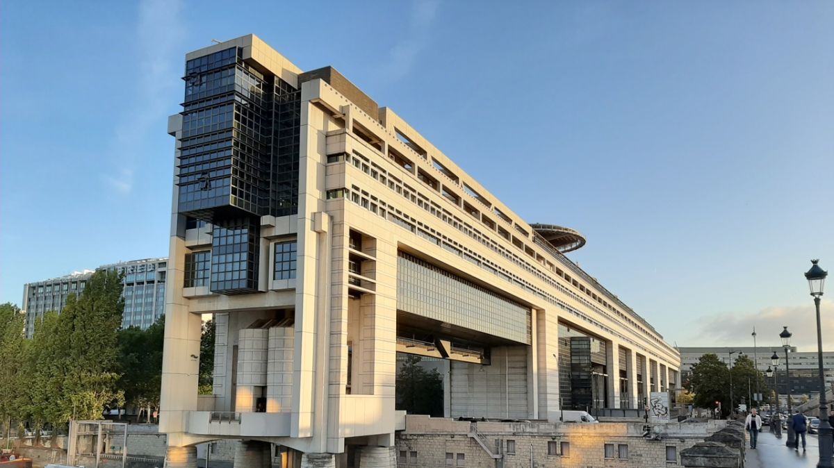 Vers un nouveau modèle économique : Terra Nova et la stabilisation de la dette publique