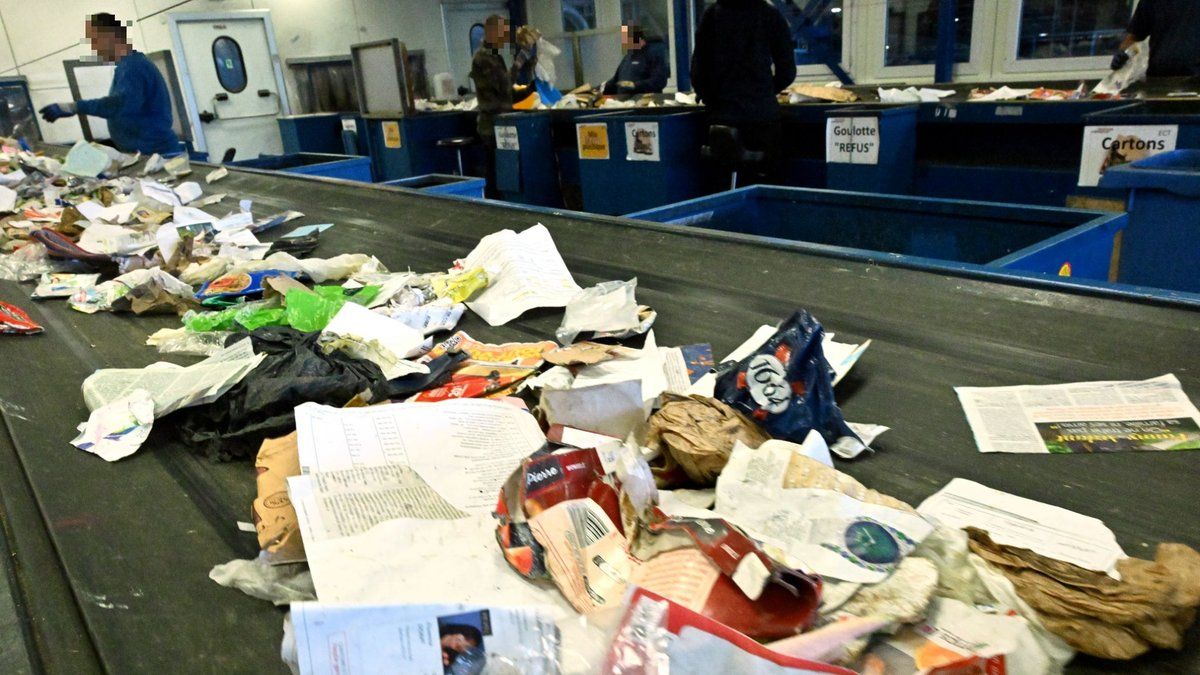 Une fillette retrouvée morte dans un centre de déchets : les détails troublants de l'enquête