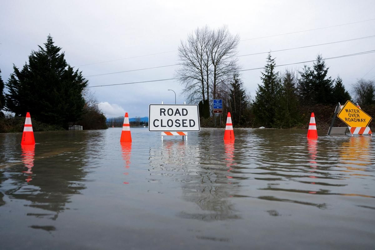 Des inondations historiques secouent le nord-ouest américain et le Canada