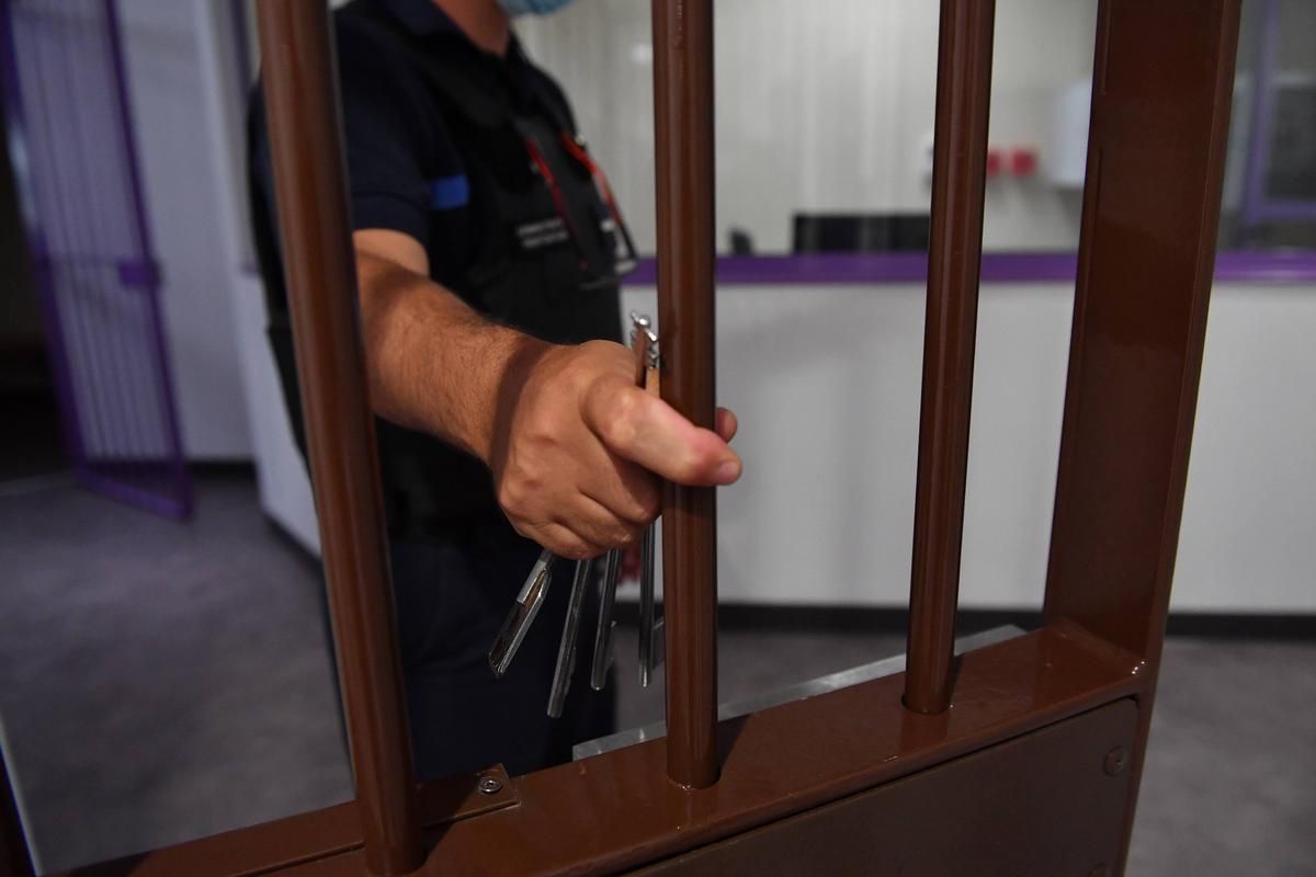 Une jeune femme de Dordogne soupçonnée d'organiser un trafic de drogue en prison