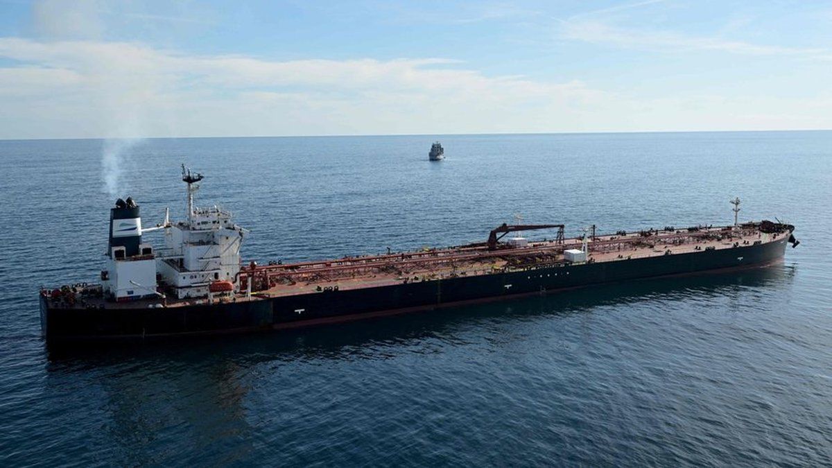 L'Ukraine frappe à 700 km : une offensive spectaculaire en mer Caspienne