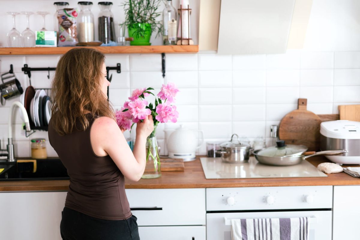 Prolongez la beauté de vos fleurs : le geste essentiel à ne pas négliger