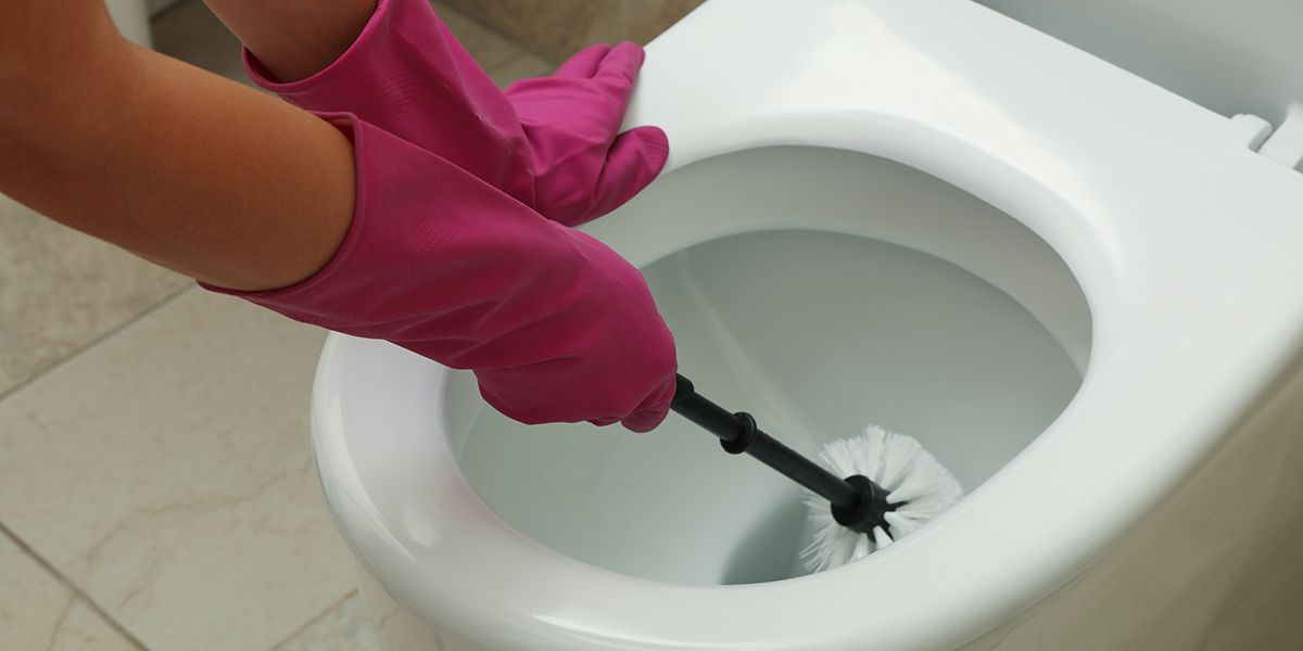 5 secrets de grands-mères pour des toilettes éclatantes de propreté