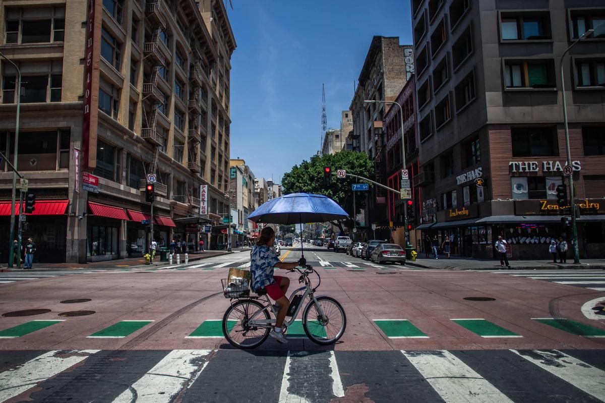 Des attentats déjoués à Los Angeles : quatre membres d'un groupe radical interpellés