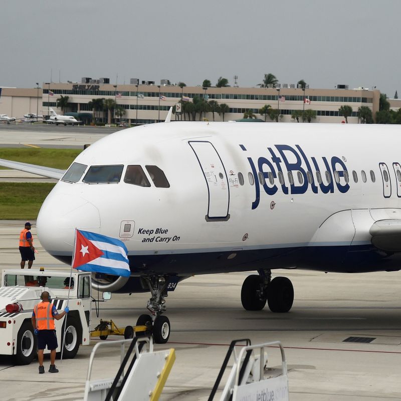 Incident aérien : un vol de JetBlue évite de justesse un appareil militaire près du Venezuela