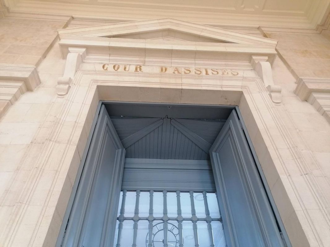 Un drame insoutenable à Rochefort : 25 ans de réclusion pour le principal accusé