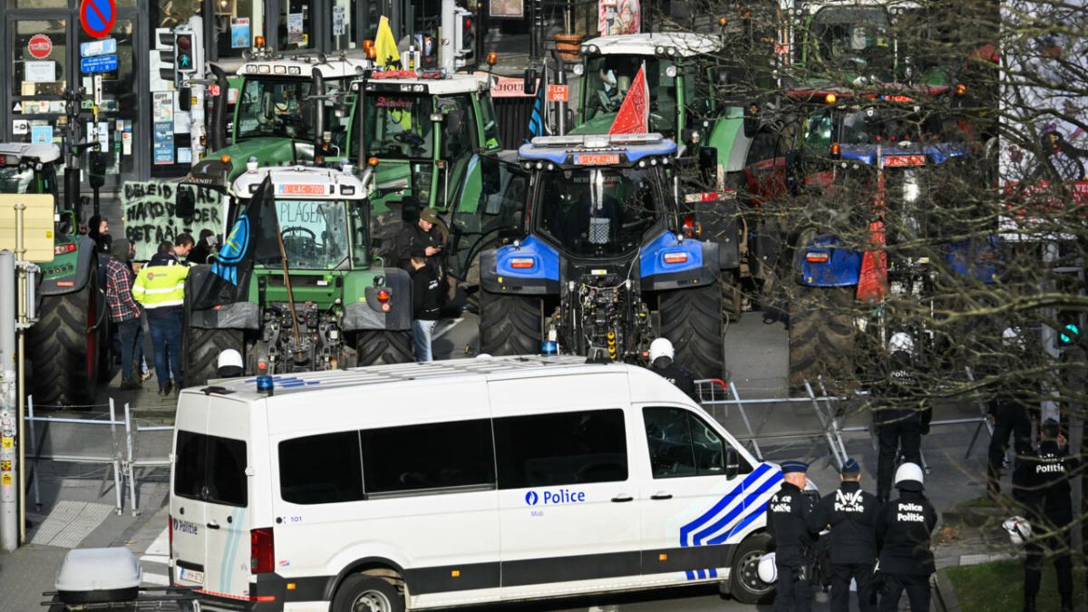 Des agriculteurs en colère manifestent à Bruxelles contre l'accord Mercosur