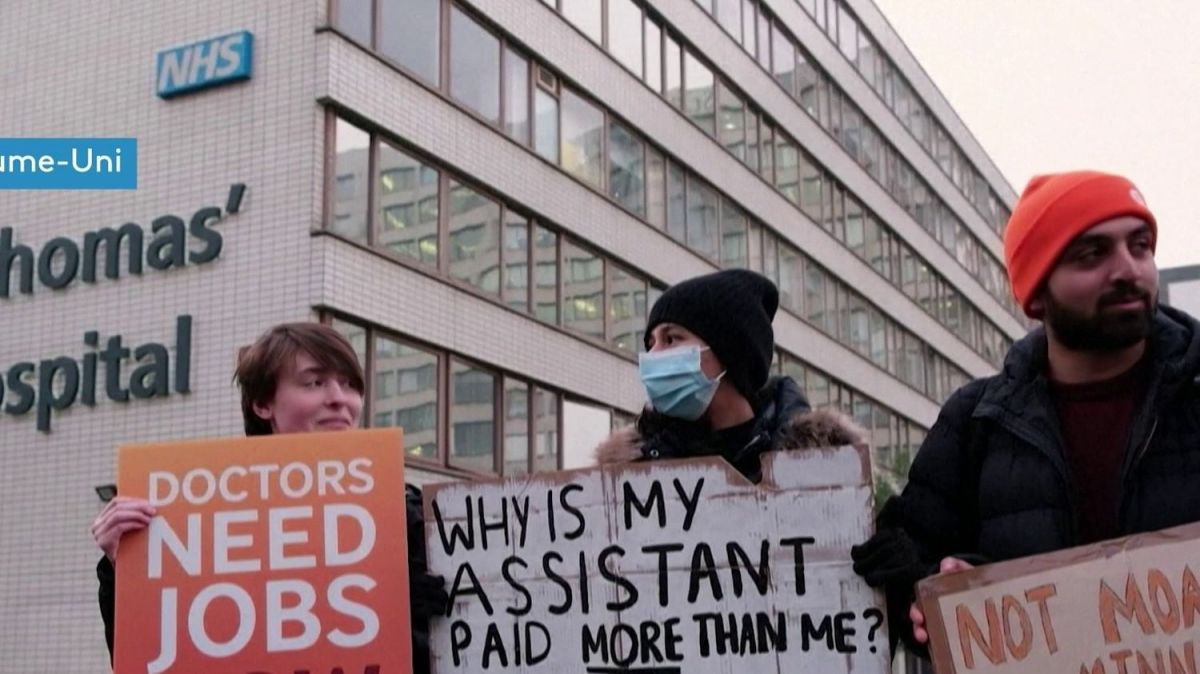 Les médecins internes en Angleterre descendent à nouveau dans la rue