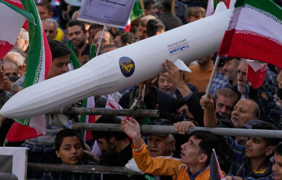 Lancez-vous dans l'espace : l'Iran déploie des satellites innovants depuis la Russie