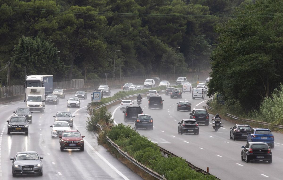 Le marché automobile français en crise : les ventes d'électriques dépendent des aides gouvernementales