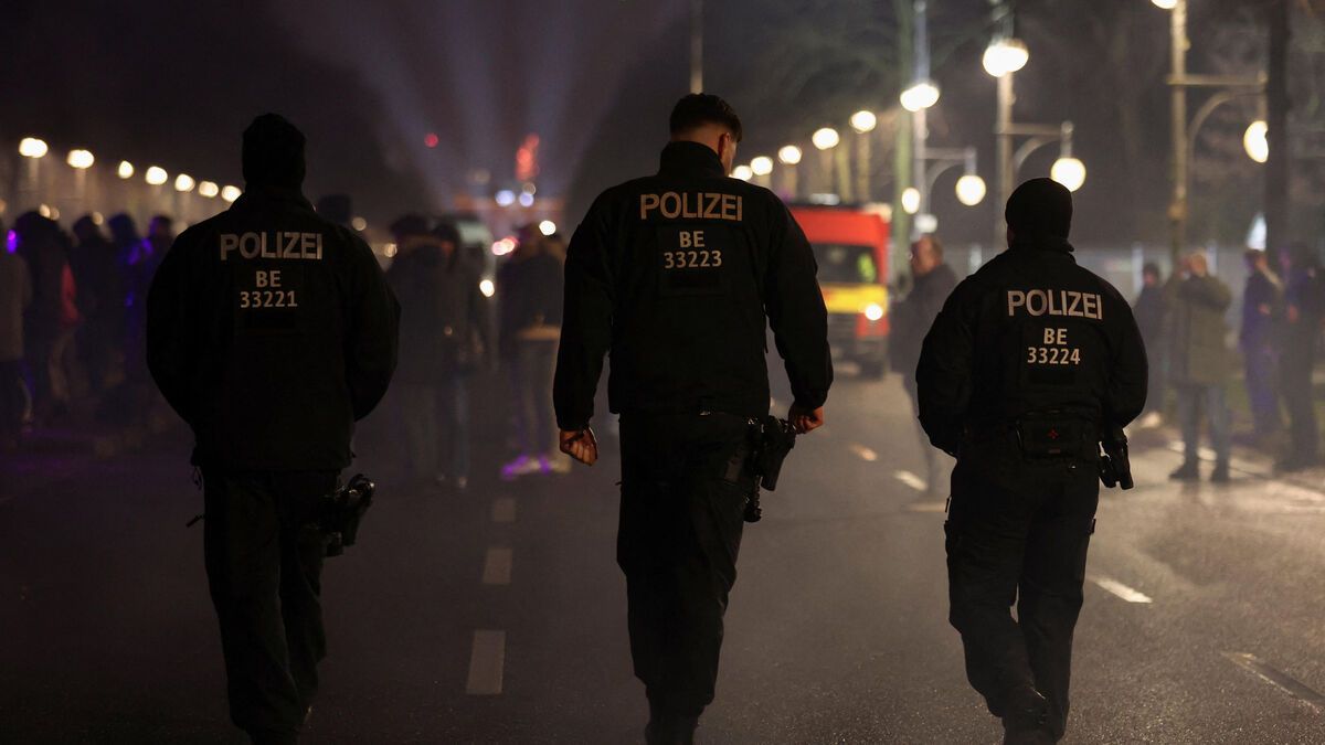 Tragédie du Nouvel An en Allemagne : deux jeunes perdent la vie à cause des feux d'artifice