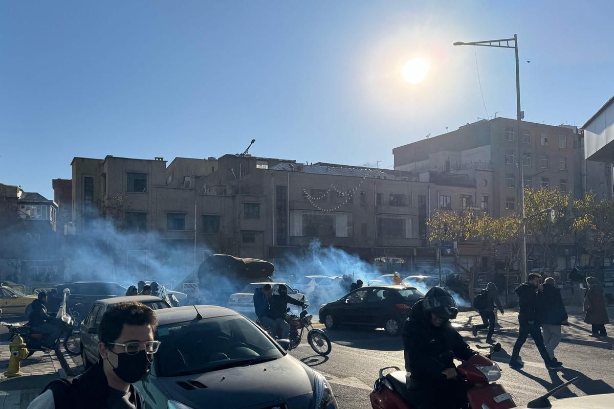 Des manifestations en Iran : un appel à la fermeté de Khamenei