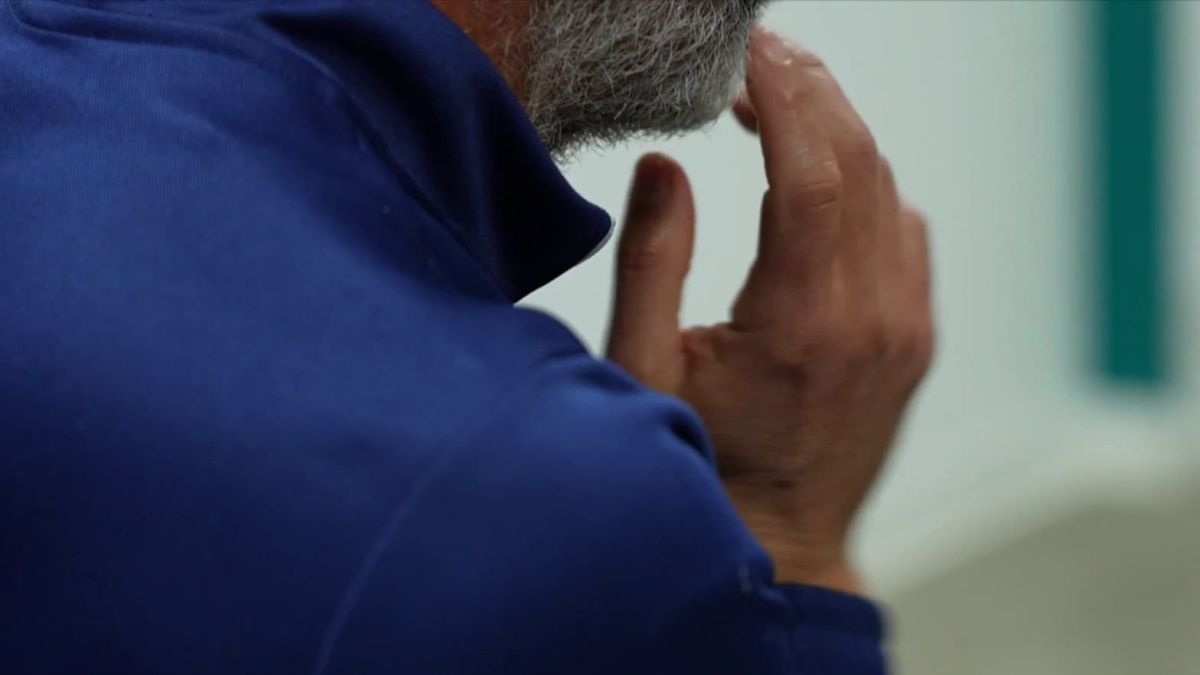 Un héros inattendu : Azzedine, animateur sportif en prison, sauve un surveillant d'une agression meurtrière