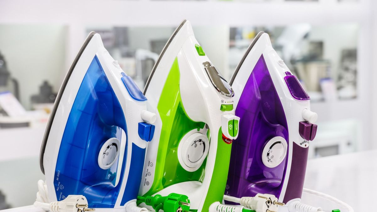 Découvrez les meilleures marques de petit électroménager : du fer à repasser à l'aspirateur