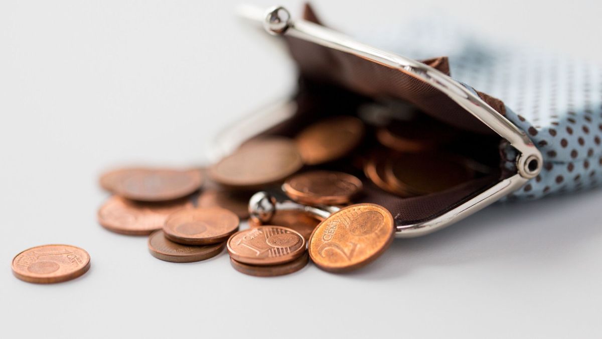 faut-il supprimer les petites pièces rouges en france ?