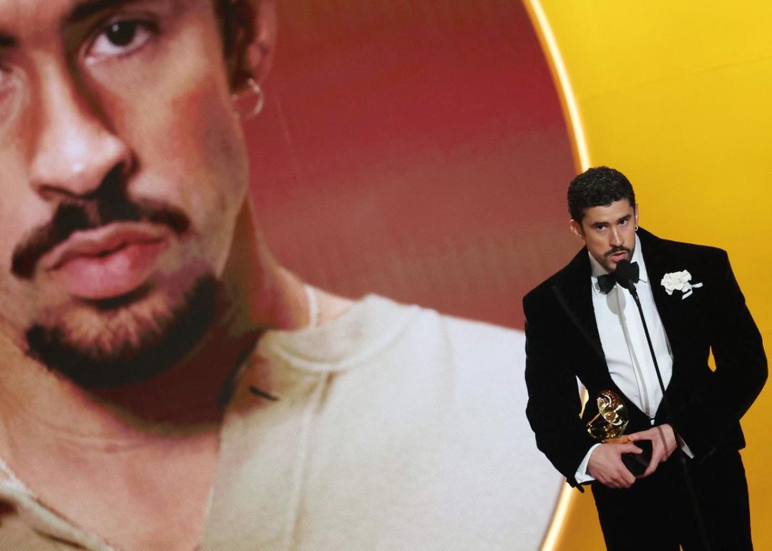 Bad Bunny appelle à l'humanité lors des Grammy Awards