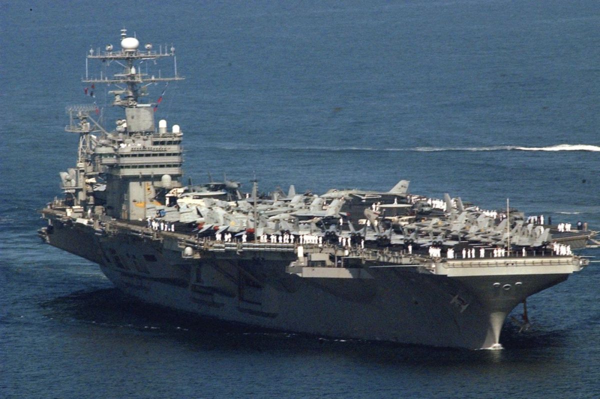 Tensions entre l'Iran et les États-Unis : drone abattu mais le dialogue perdure