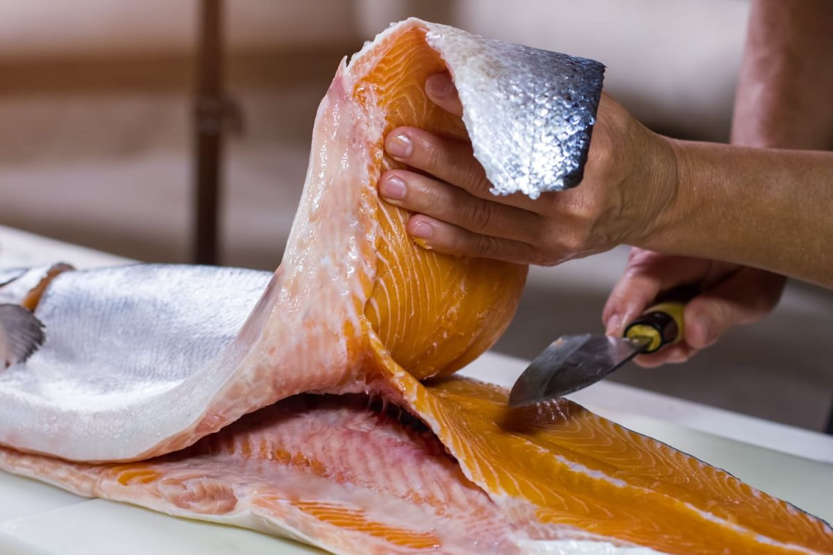 Découvrez l'art de lever les filets de poisson en toute simplicité