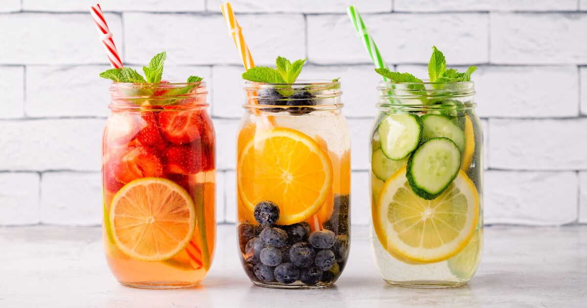 rafraîchissez-vous avec ces eaux aromatisées incontournables de l'été