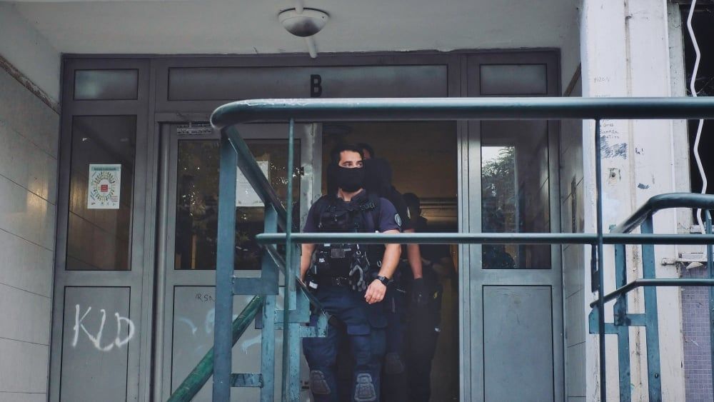 Un dealer se dénonce et fait appel à la police : une arrestation inattendue à Marseille