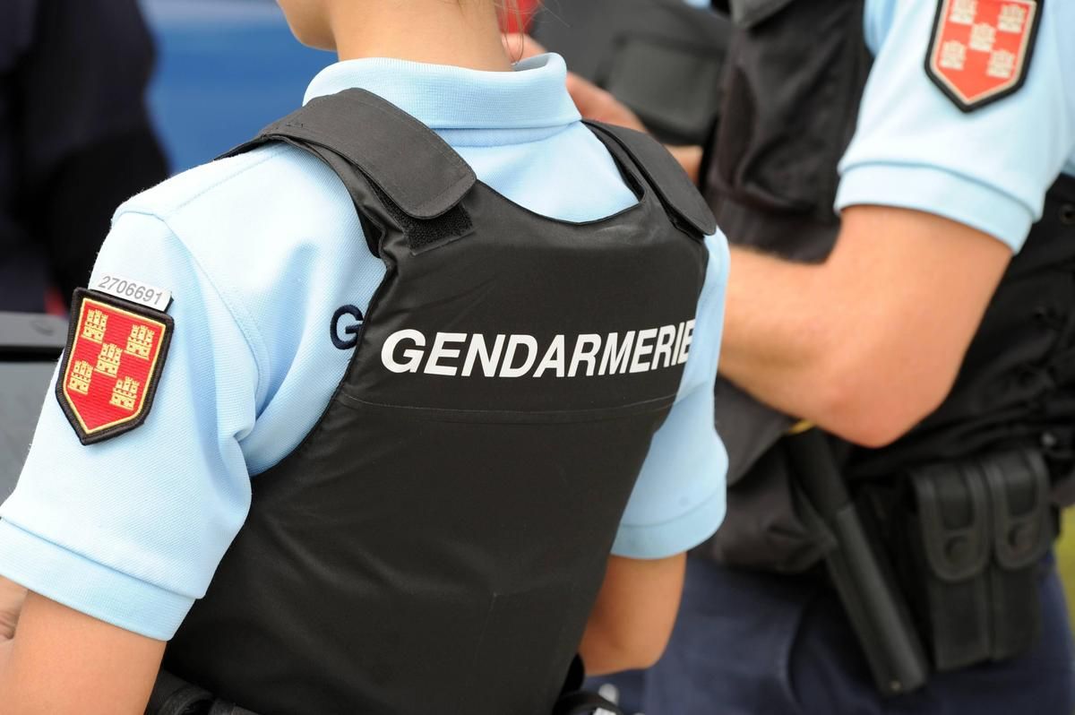 Une gendarme en Charente accusée d'un million d'euros d'escroquerie sur un nonagénaire