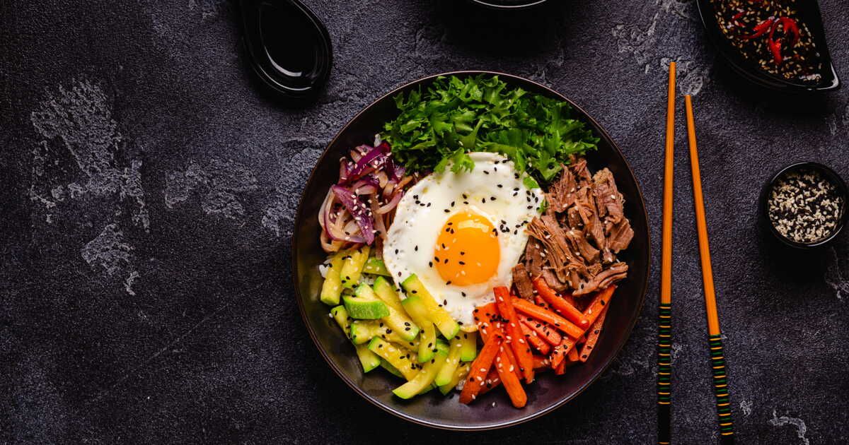 Préparez un bibimbap coréen avec votre cuiseur à riz : une recette simplifiée et savoureuse