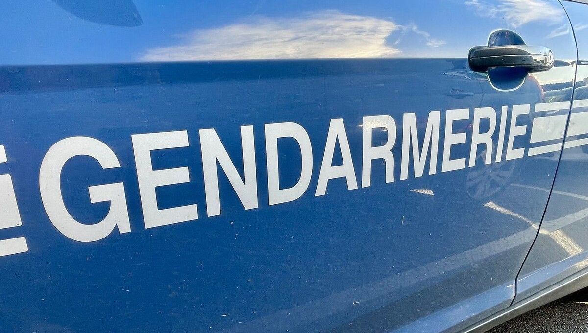 En plein dérapage : une femme ivre et sous cocaïne cause un accident sur l'A7