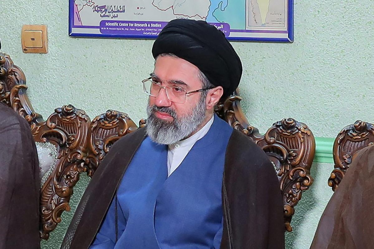 Mojtaba Khamenei : un nouveau chapitre pour l'Iran avec son fils comme Guide suprême