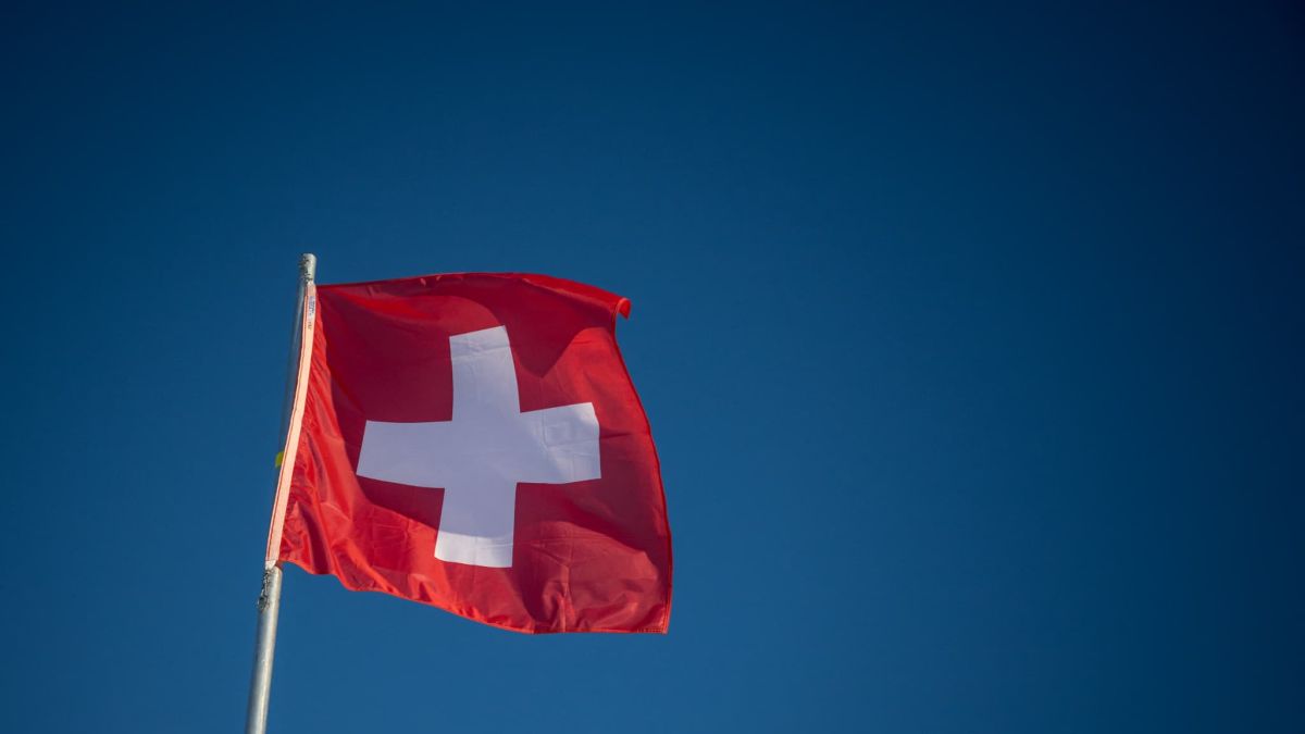 La Suisse défend sa neutralité face aux demandes militaires américaines