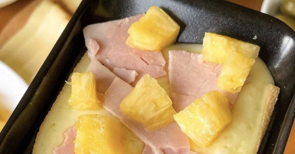 La raclette à l'ananas, un mélange audacieux qui fait débat