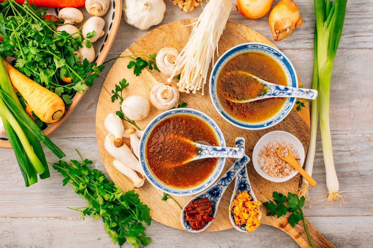 Une soupe asiatique rapide et saine pour un déjeuner équilibré