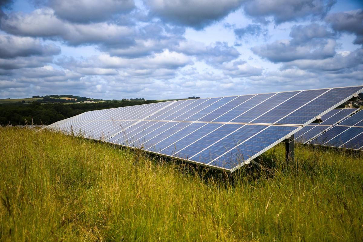 Lavergne : lancée d'une enquête publique pour un projet agrivoltaïque innovant