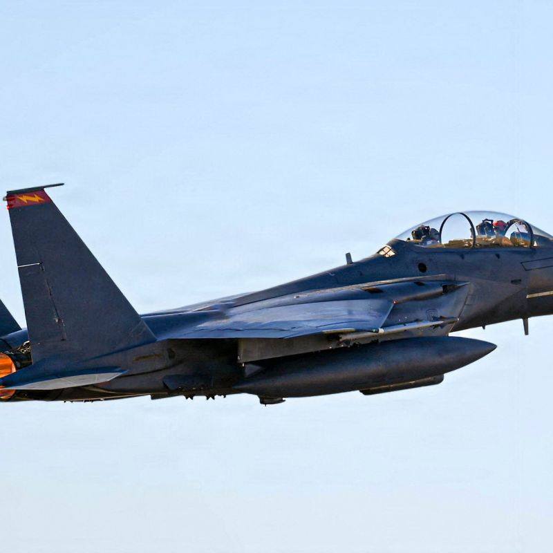 Le sauvetage audacieux d'un pilote américain en Iran : entre tension et stratégie