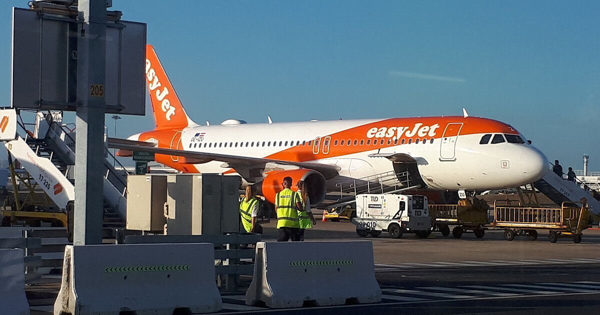 Un atterrissage perturbé : un mortier d'artifice crée une frayeur à Paris-Orly
