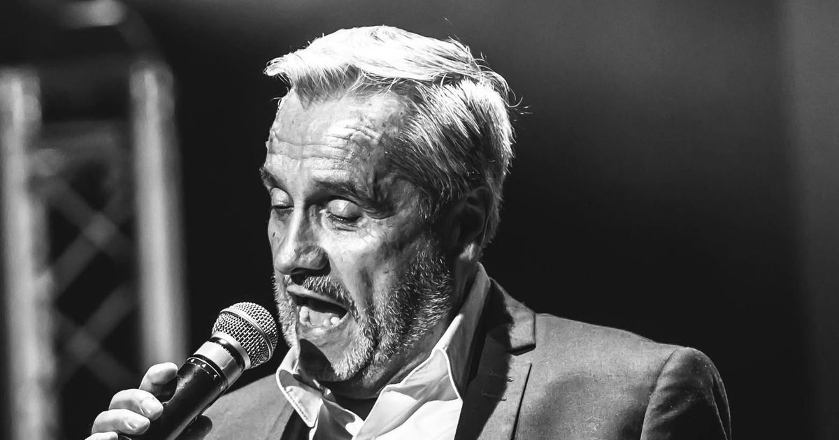Marc Aurrier, l'artiste d'Anglet qui redonne vie à la chanson française