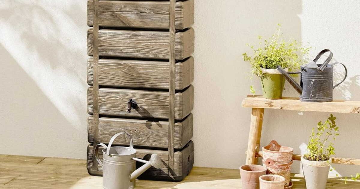 Un récupérateur d'eau au design élégant qui sublime votre jardin