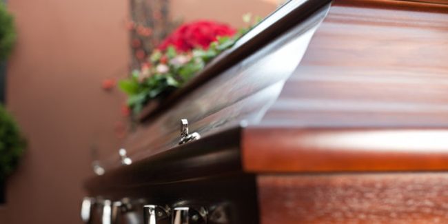 Comprendre l'assurance obsèques et le rapatriement de corps à l'étranger