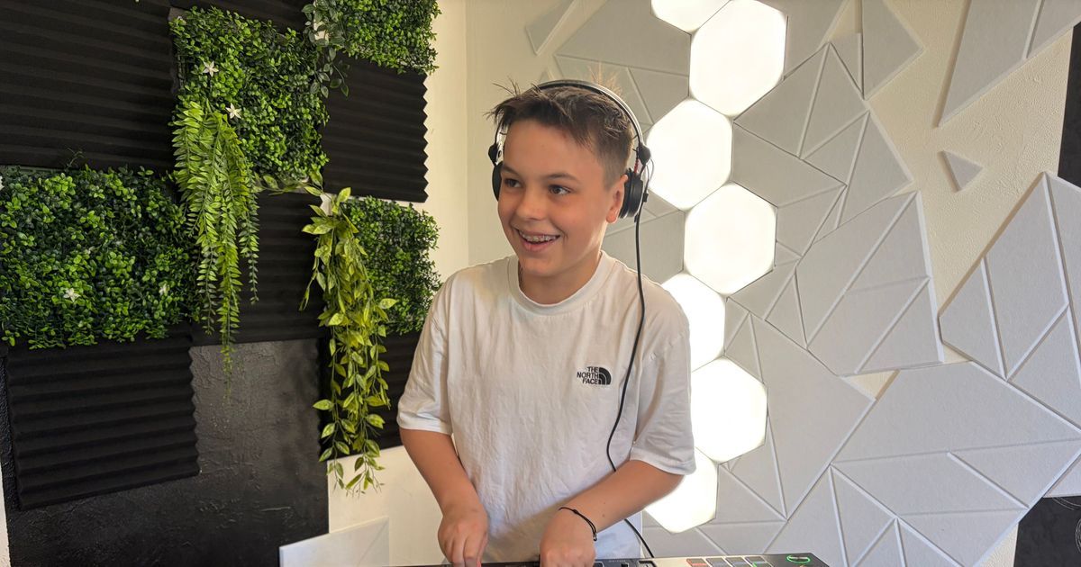 Eden, 13 ans : le jeune DJ qui fera vibrer le festival avec Katy Perry