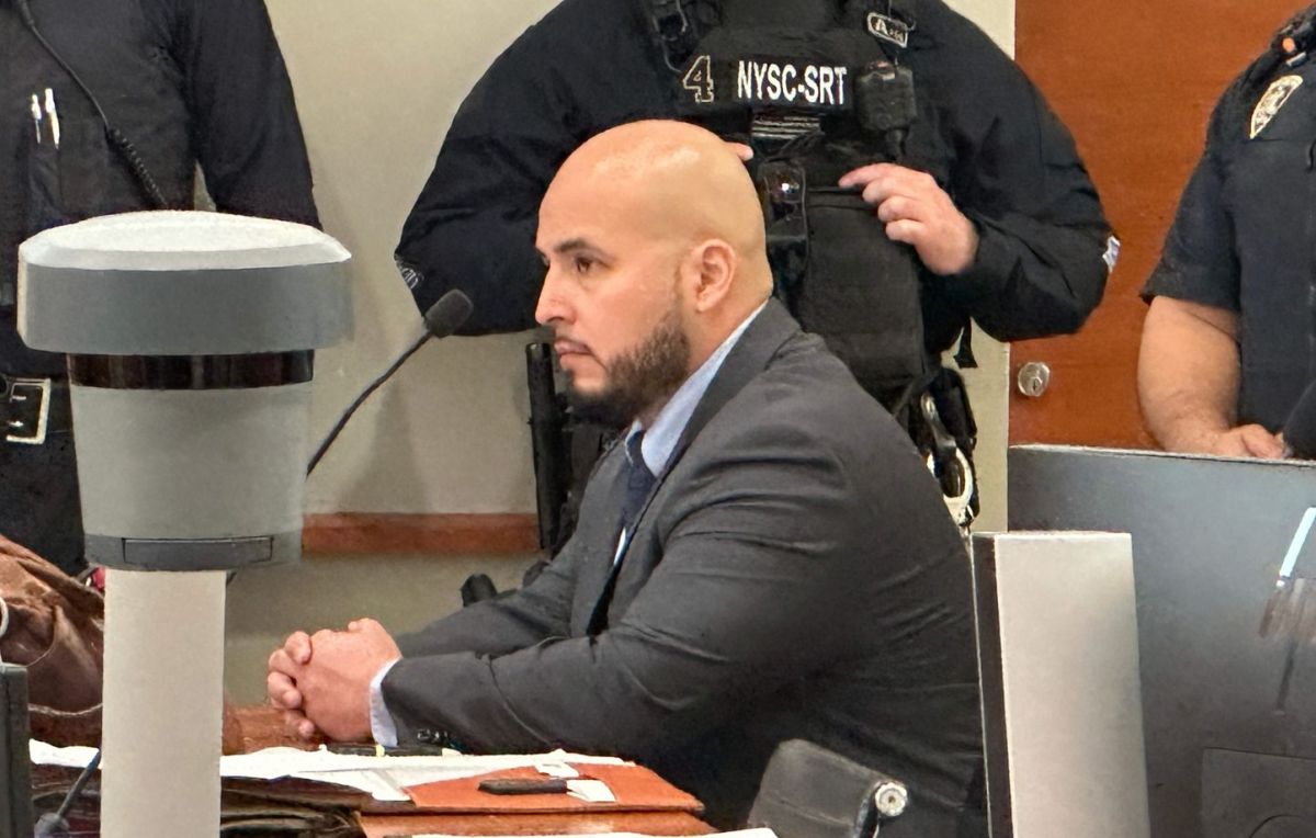 Un ex-policier new-yorkais condamné pour la mort d'un livreur, un drame qui fait débat