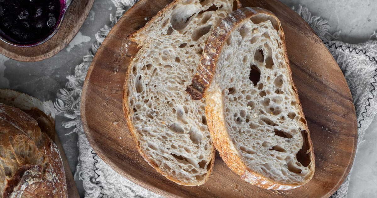 L'astuce inattendue du pain dur pour conserver vos aliments