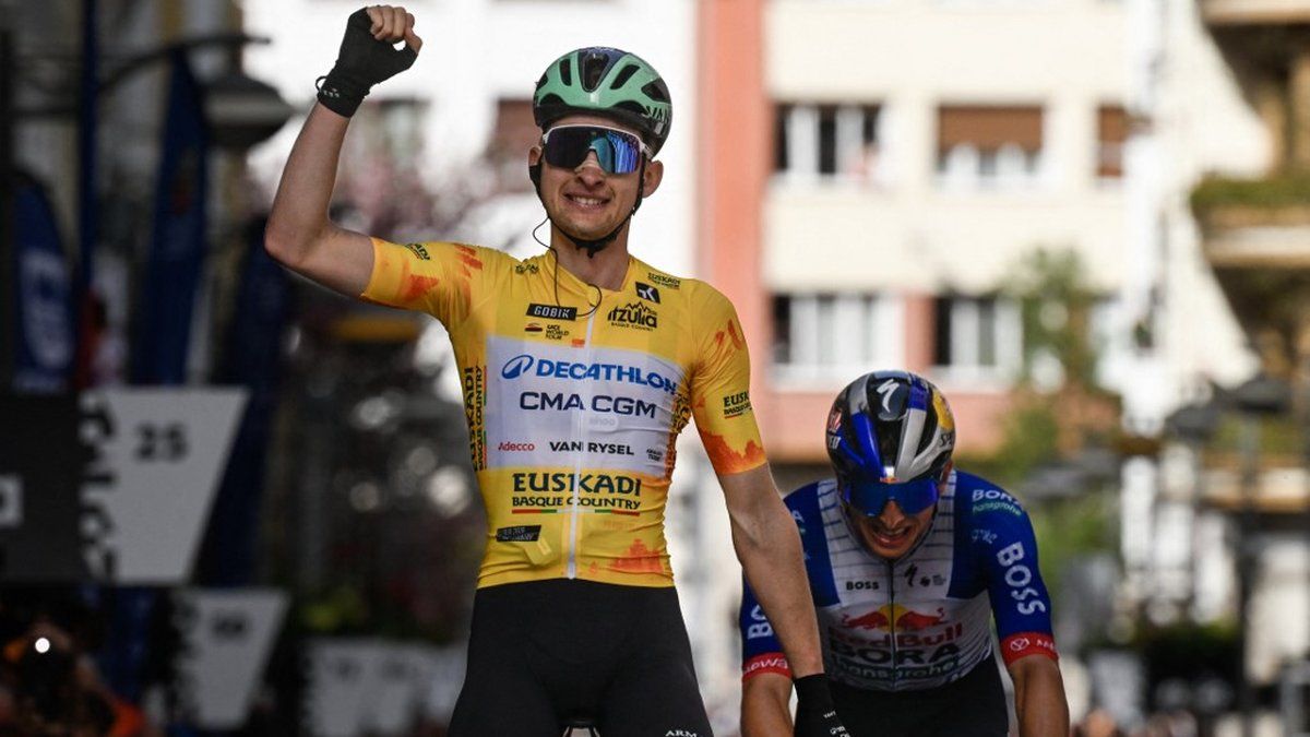 Le président Macron s'implique pour garder Paul Seixas en équipe française