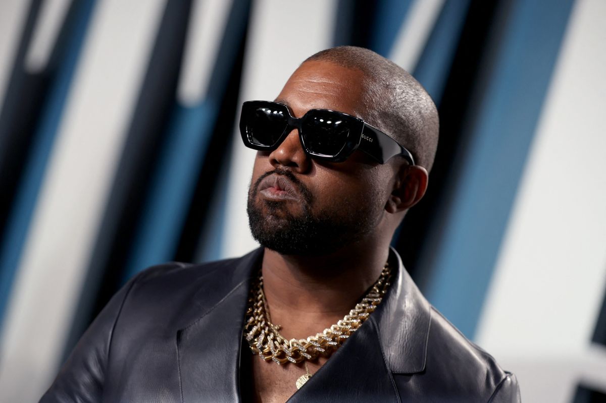 Kanye West reporte son concert à Marseille et абorde ses excuses