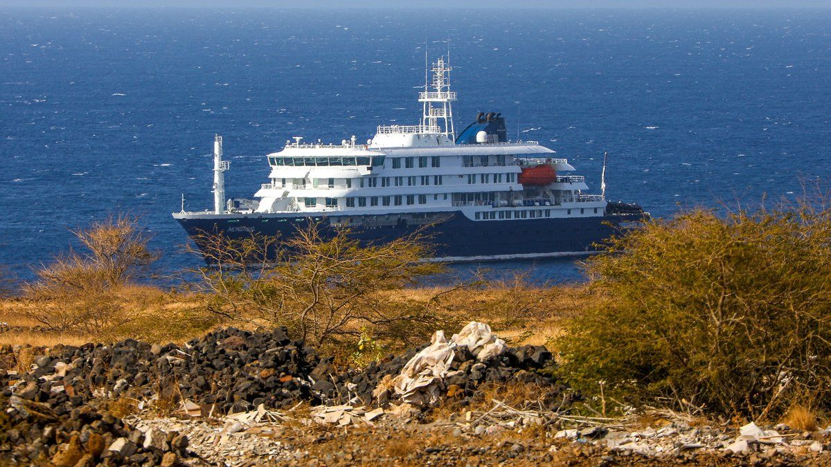 situation alarmante à bord du mv hondius : rapatriement des passagers français en urgence