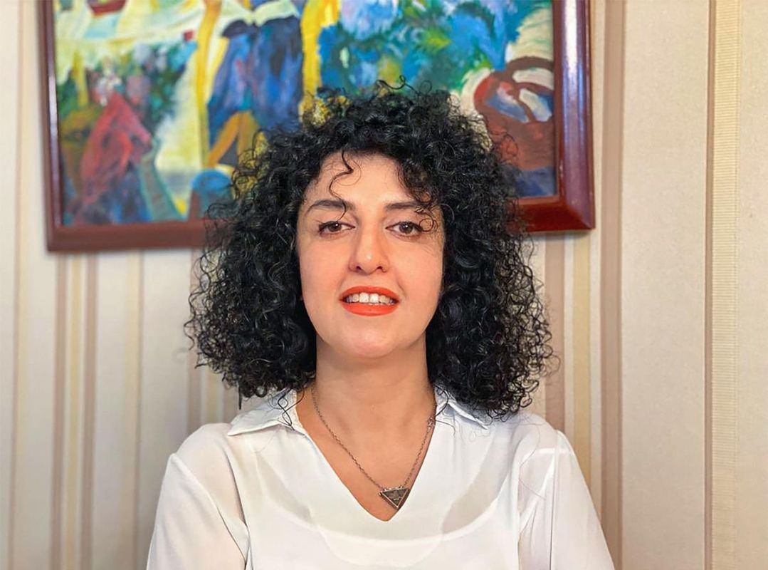 Narges Mohammadi, la lauréate du prix Nobel, libérée pour raisons médicales